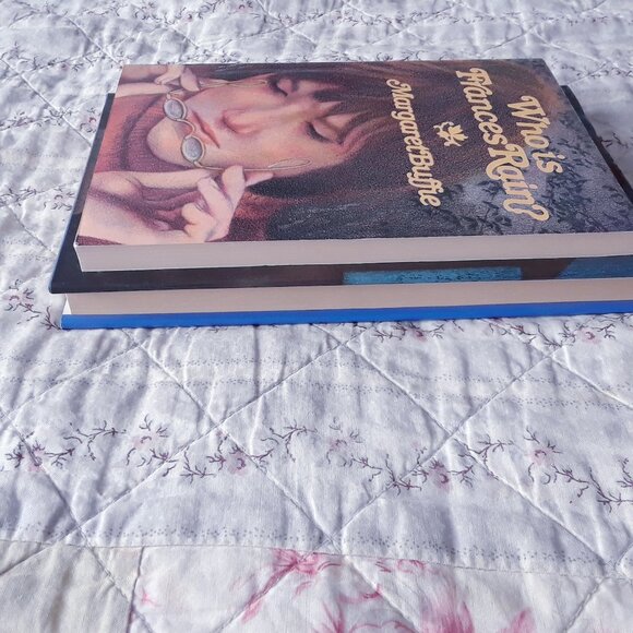 Vintage Margaret Buffie Books - Picture 4 of 4